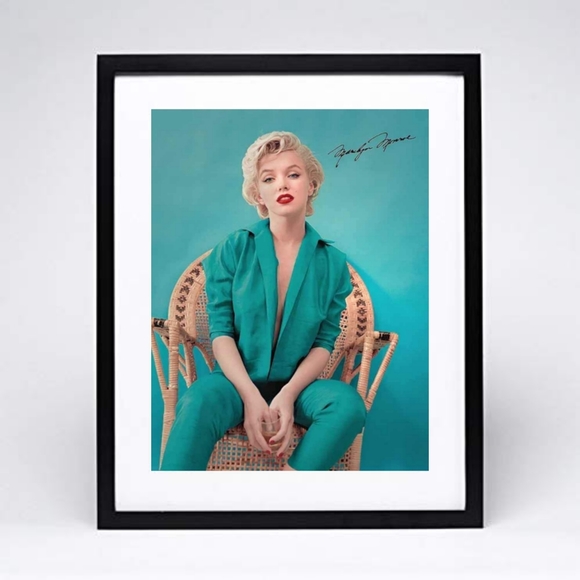 Marilyn Monroe Blue Wicker Chair Framed   Wall Decor Prints Matted - Picture 2 of 9